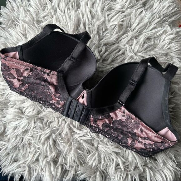 Torrid Curve Black & Pink Microfiber Lace Lightly Lined Tshirt Bra plus size 40C - Picture 7 of 10